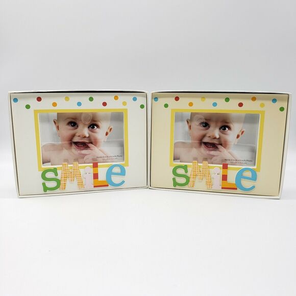 NEW!! (2) SMILE 4 x 6" Photo Frame Polka Dot TWINS - Picture 1 of 7